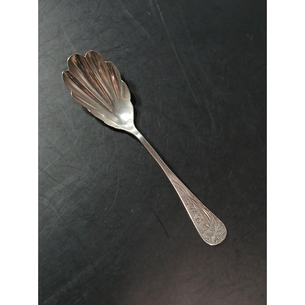 Antique Sterling Silver Shell Spoon Monogrammed “GWL” 5.6”